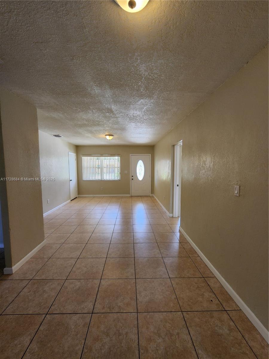 3431 NW 171st Ter, Miami Gardens FL 33056 photo 3