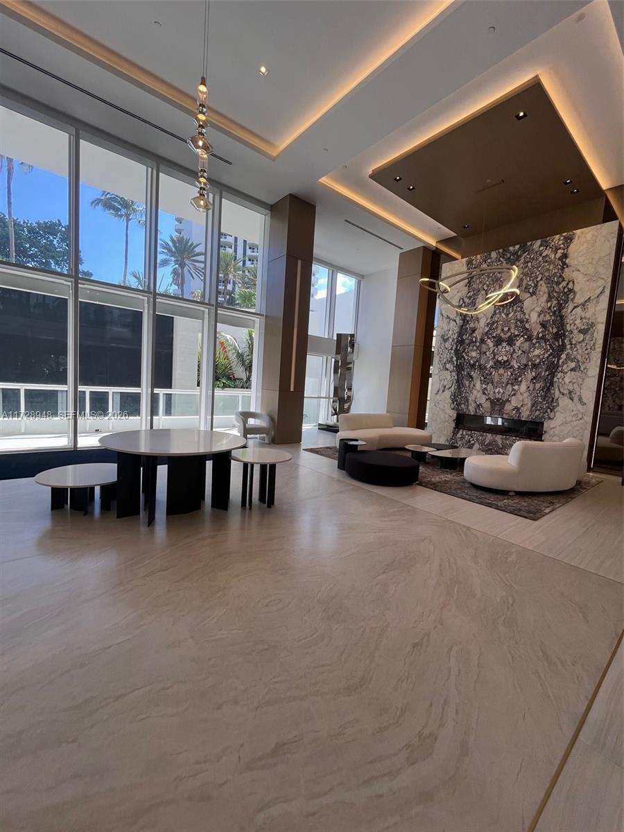 21205 Yacht Club Dr # 805, Aventura FL 33180 photo 3