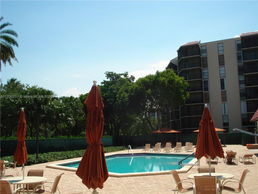 3101 N COUNTRY CLUB DRIVE # 306, Aventura FL 33180 photo 5