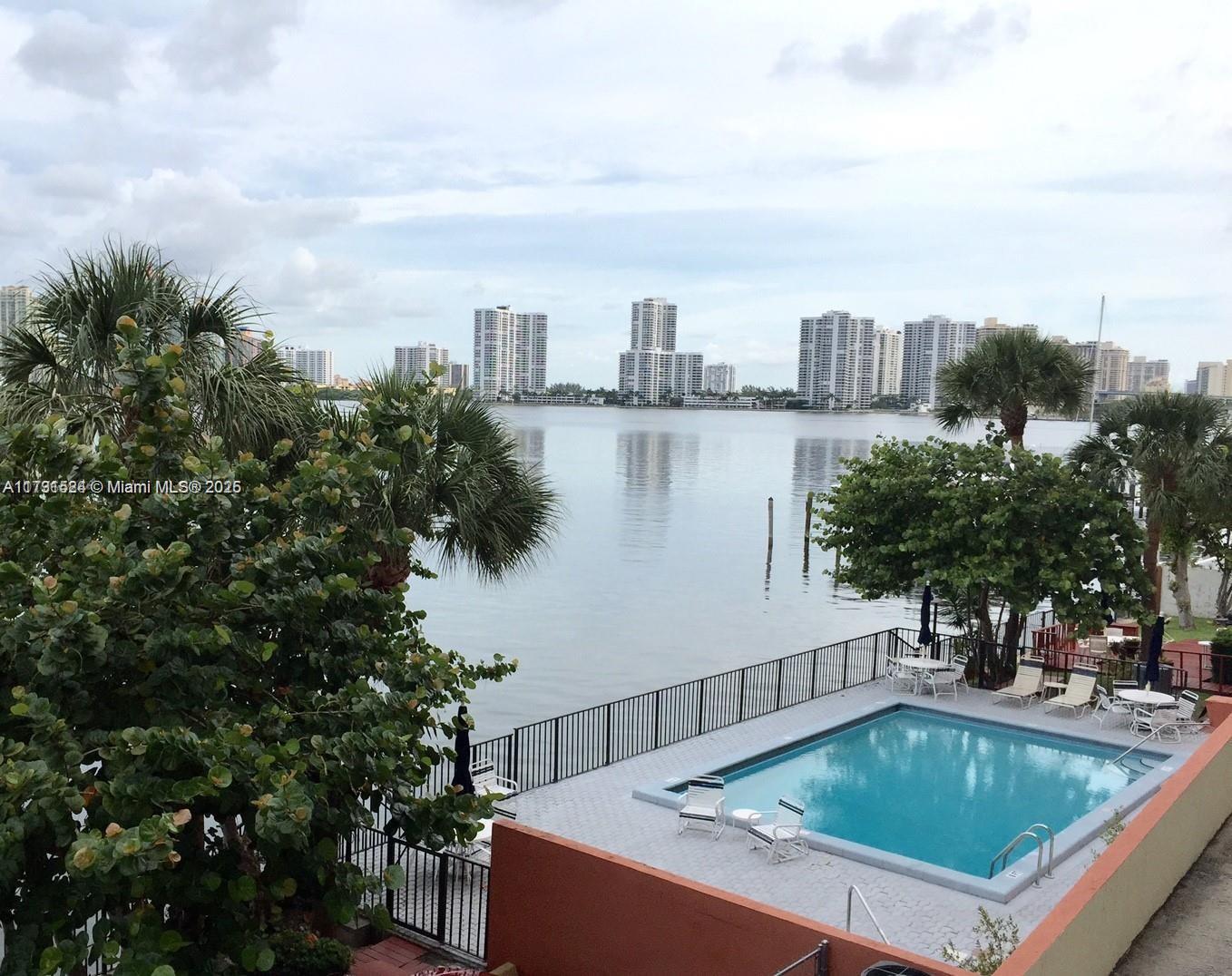 17878 N Bay Rd # 201, Sunny Isles Beach FL 33160 photo 3