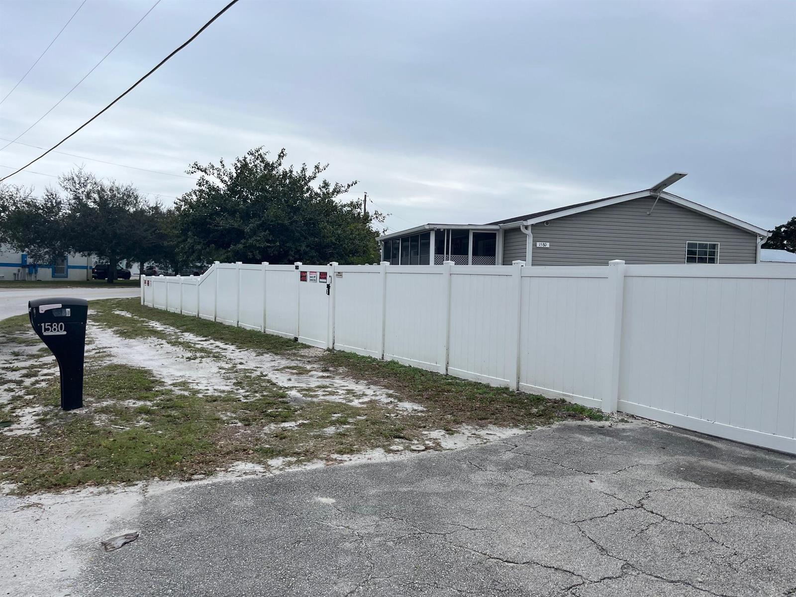 1580 NE Seneca Avenue, Stuart FL 34994 photo 2