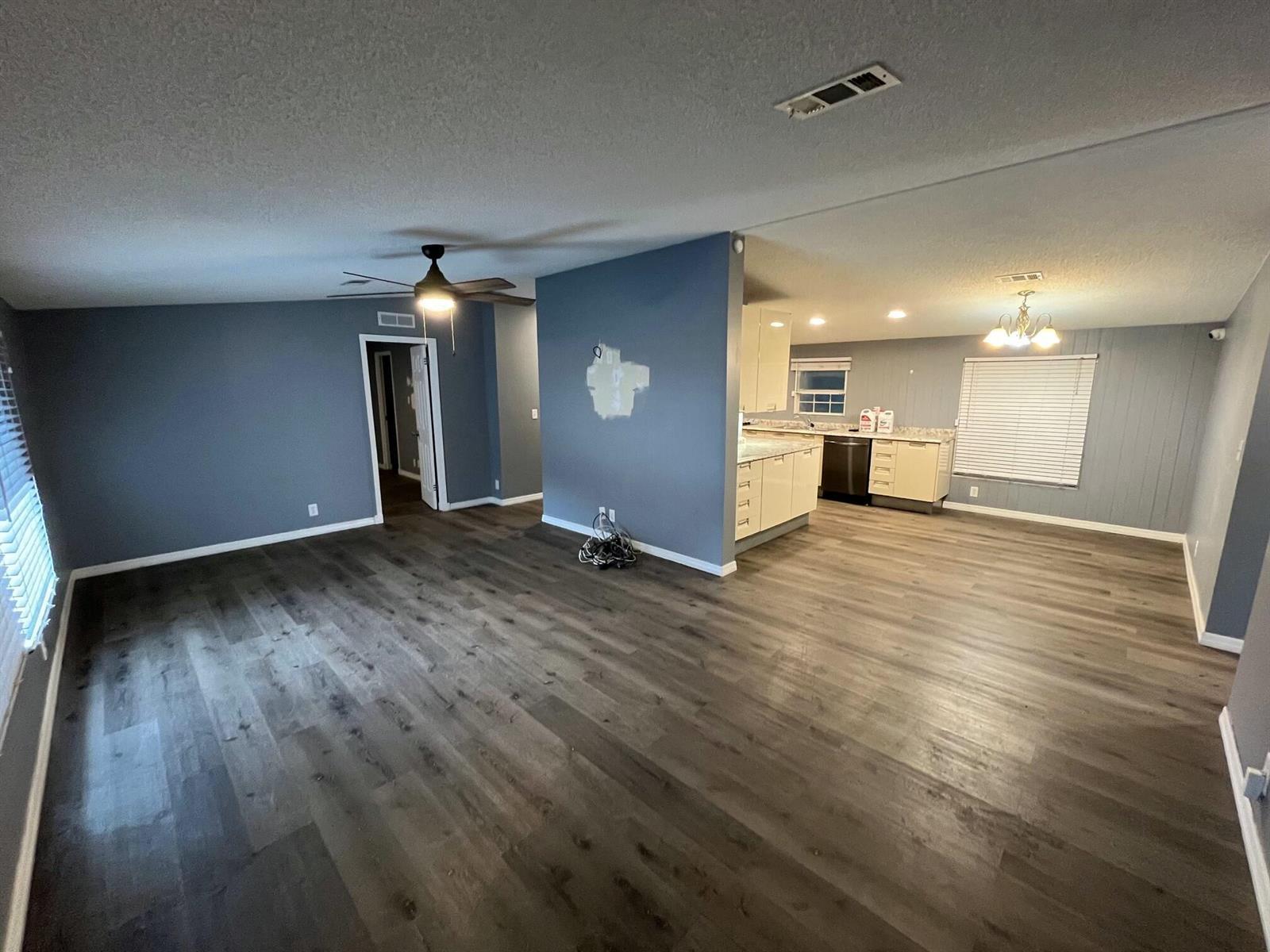 1580 NE Seneca Avenue, Stuart FL 34994 photo 3