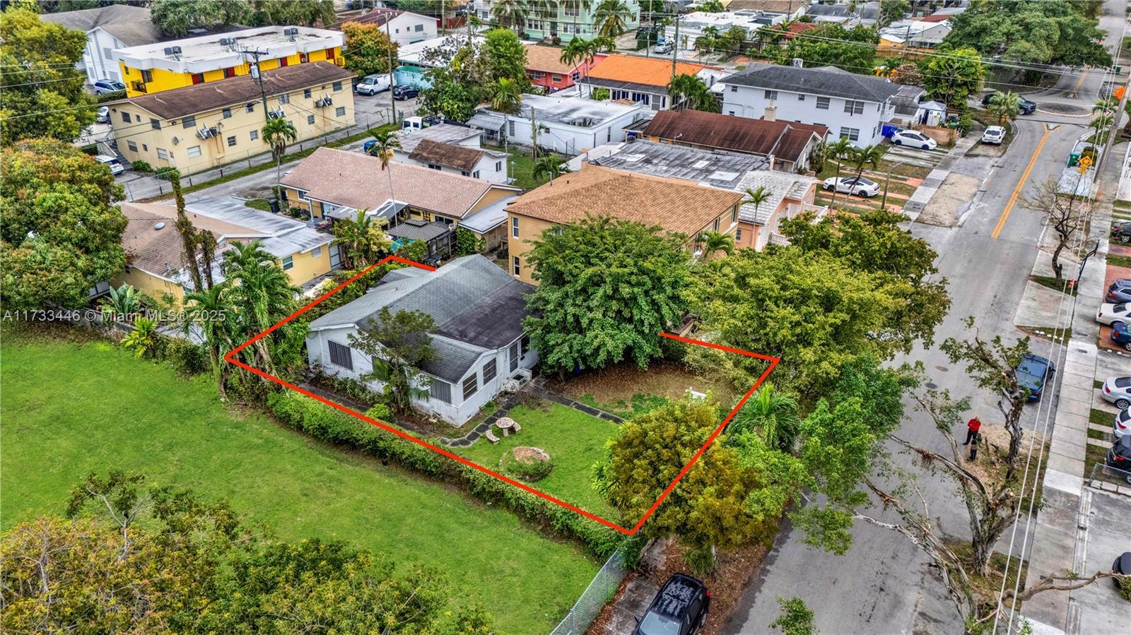 1031 SW 29th Ave, Miami FL 33135 photo 4