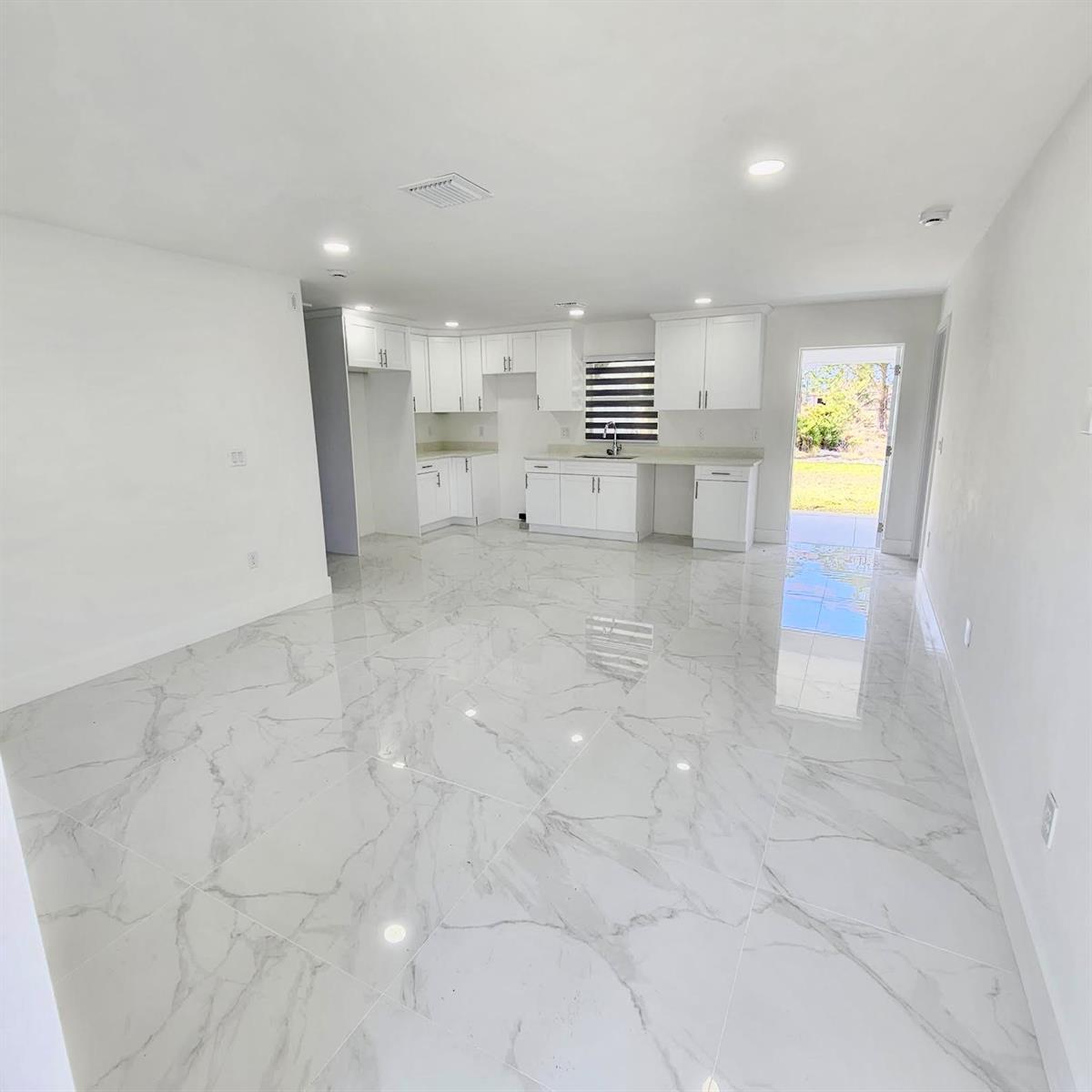 732 Burns Avenue S, Lehigh Acres FL 33974 photo 3
