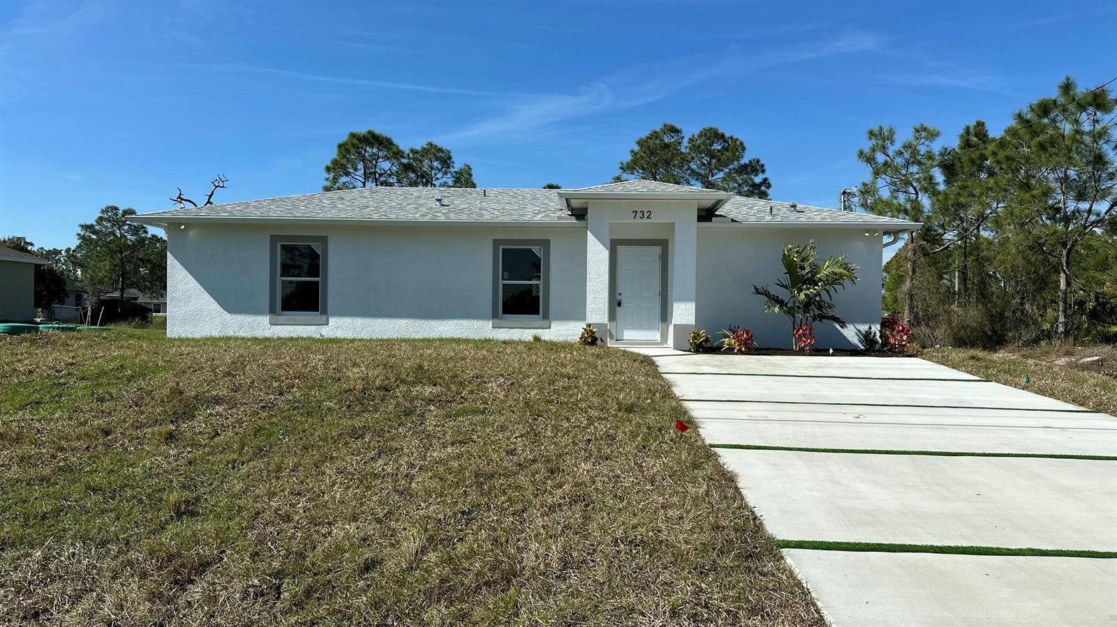 732 Burns Avenue S, Lehigh Acres FL 33974