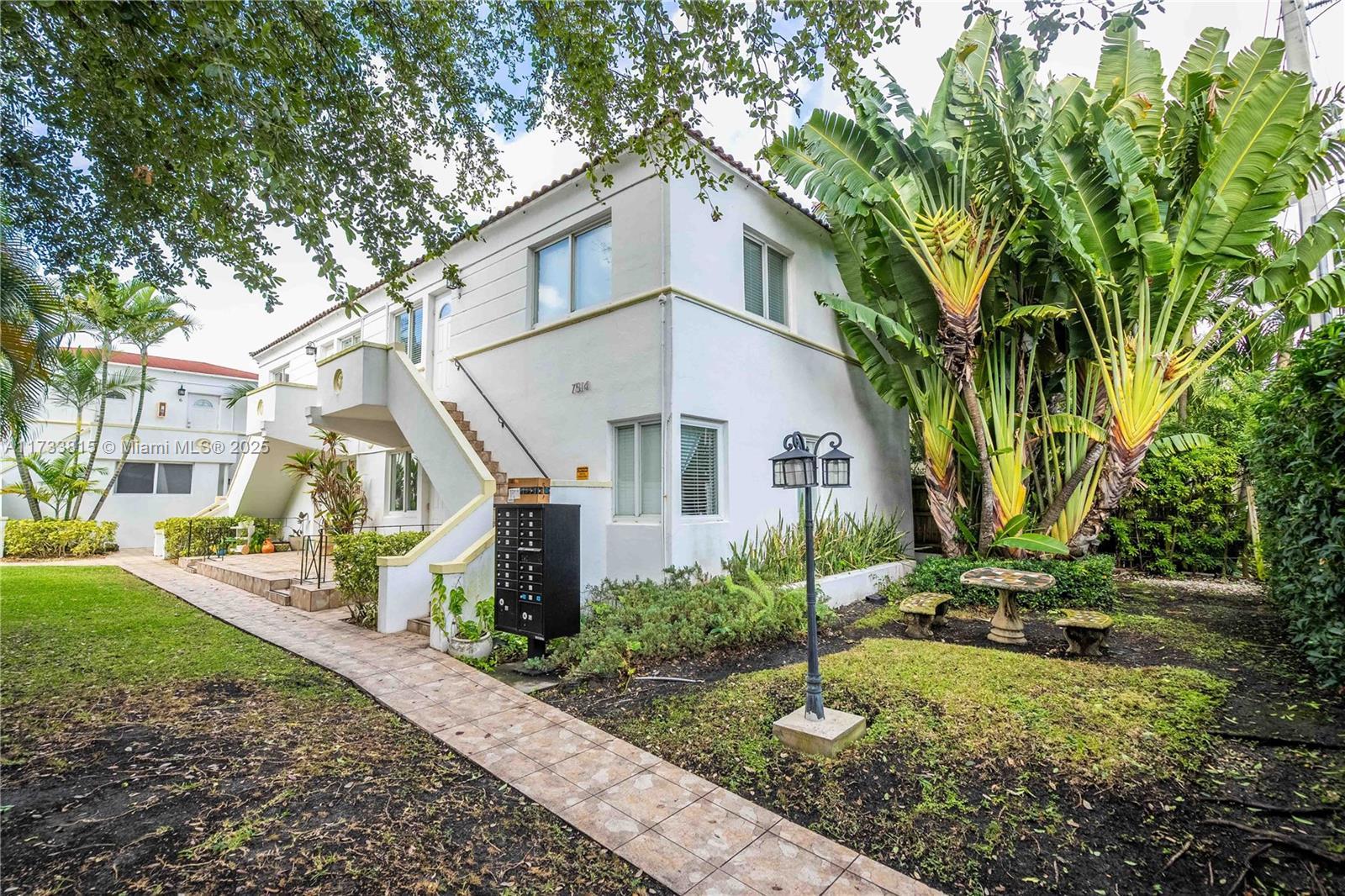 7500 NE 6th Ct, Miami FL 33138 photo 5