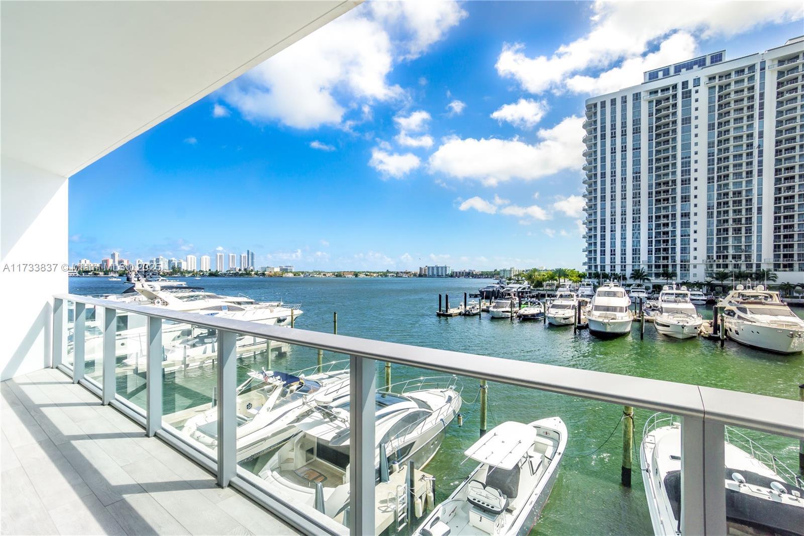 17301 Biscayne Blvd # 207, North Miami Beach FL 33160 photo 2