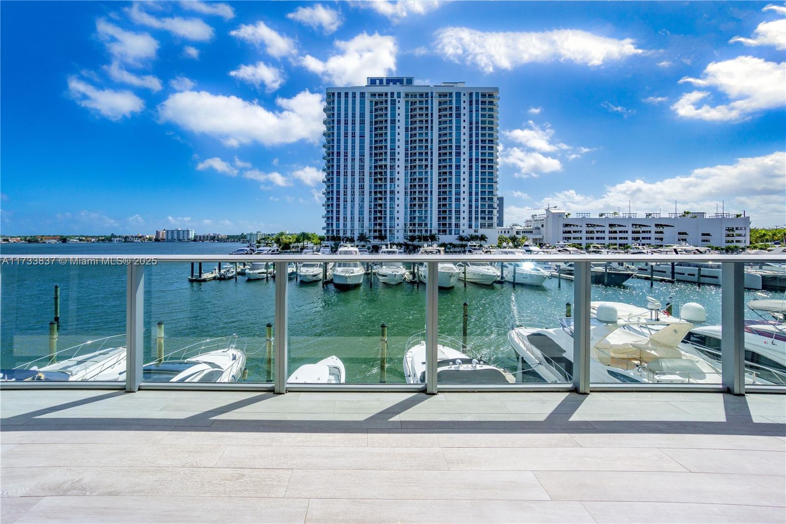 17301 Biscayne Blvd # 207, North Miami Beach FL 33160 photo 3