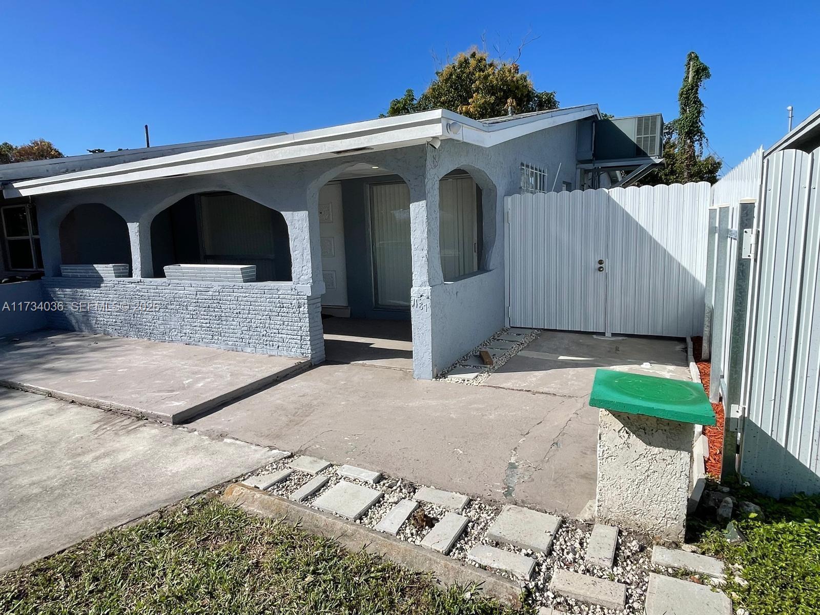 1187 NW 29th Ter, Fort Lauderdale FL 33311 photo 2