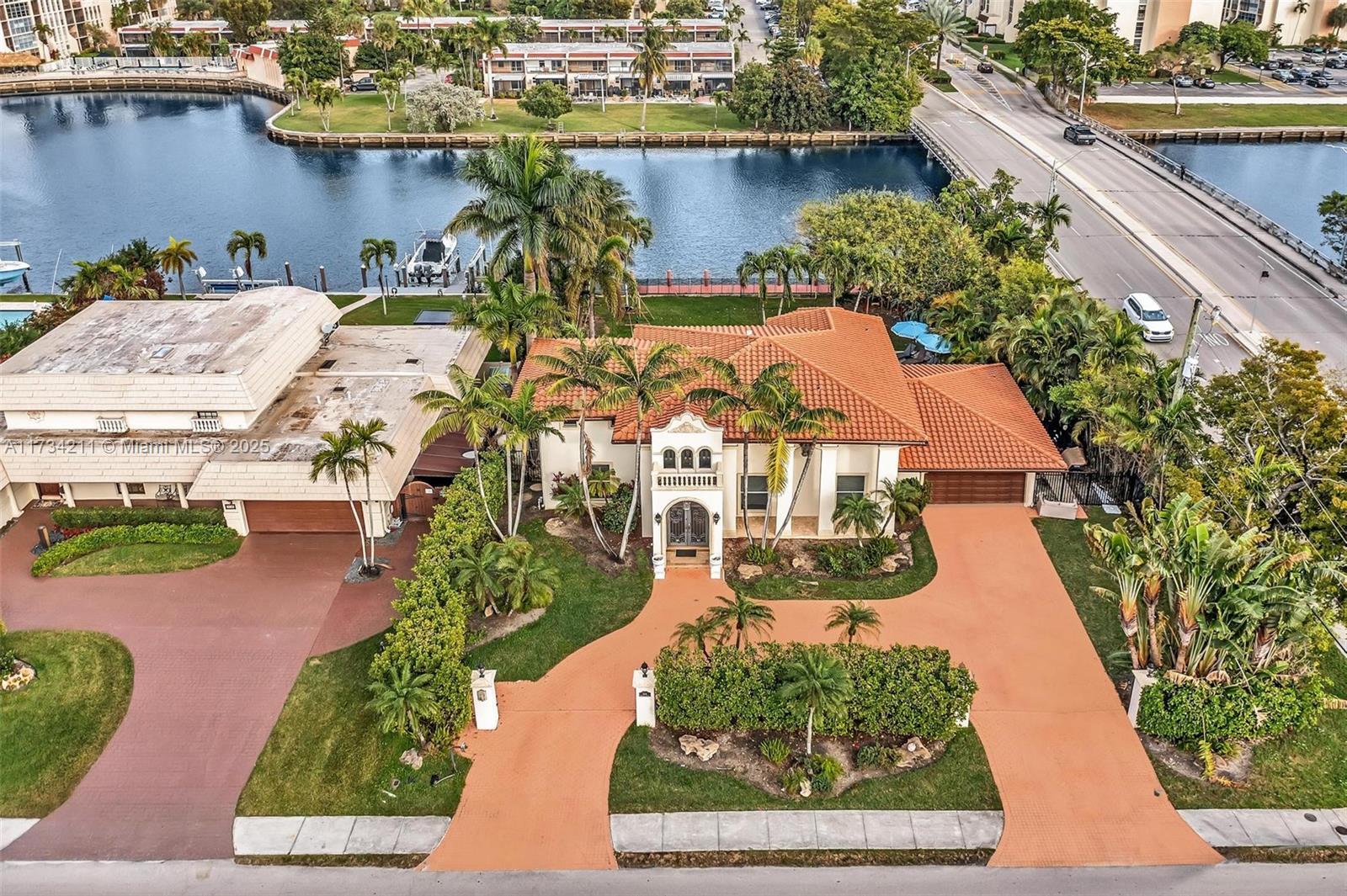 900 Diplomat Pkwy, Hallandale Beach FL 33009