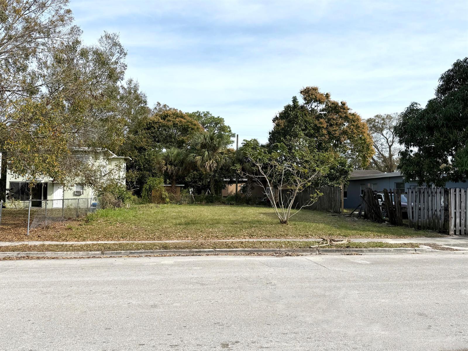 804 N 22nd Street, Fort Pierce FL 34950