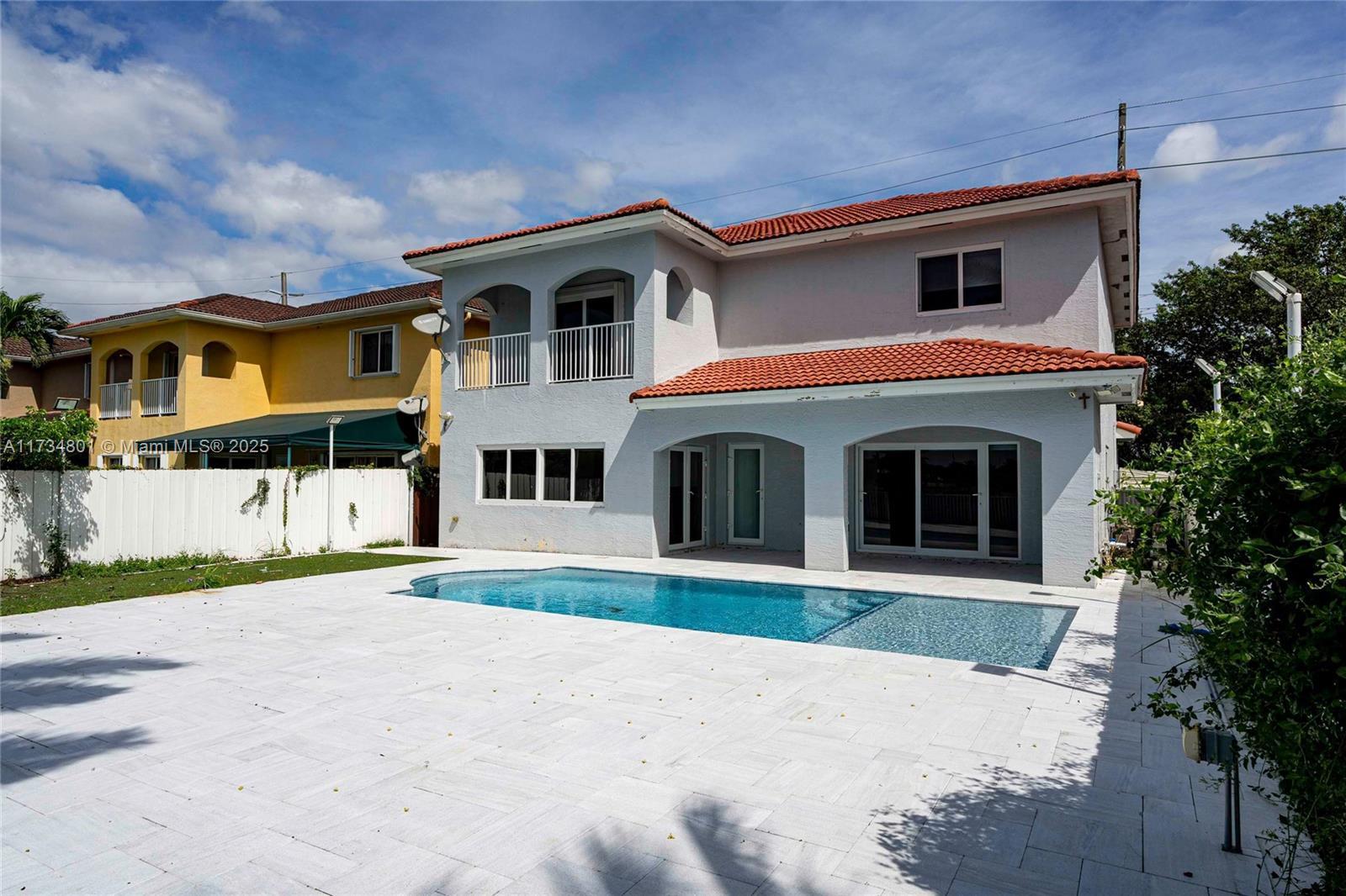 13700 SW 127th Ct, Miami FL 33186 photo 3