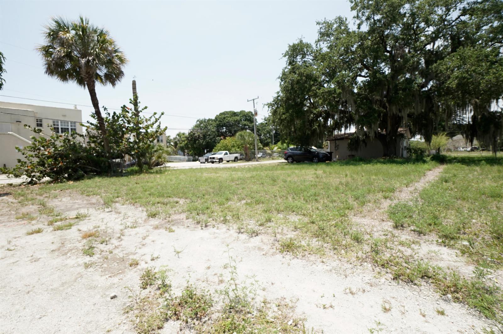 110 N 12th N Street, Fort Pierce FL 34950 photo 2