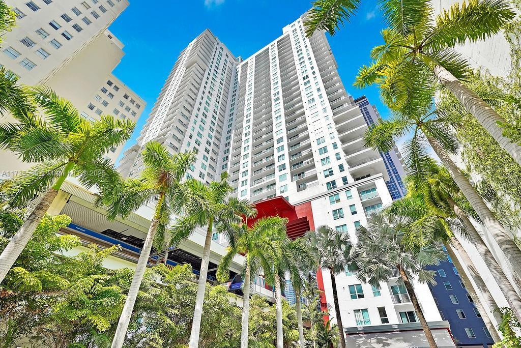 133 NE 2nd Ave # 3017, Miami FL 33132 photo 2