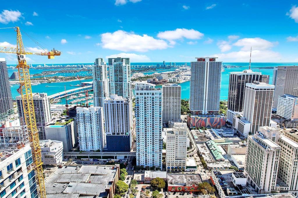 133 NE 2nd Ave # 3017, Miami FL 33132 photo 3