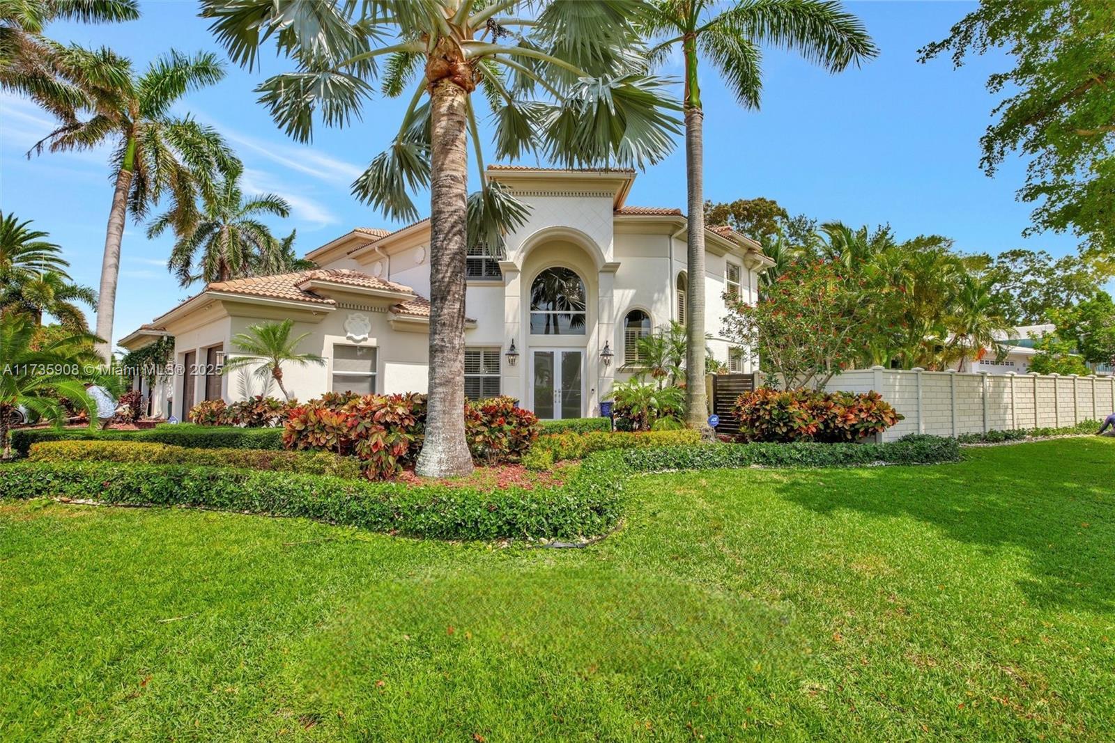 2844 NE 26th Ave, Lighthouse Point FL 33064