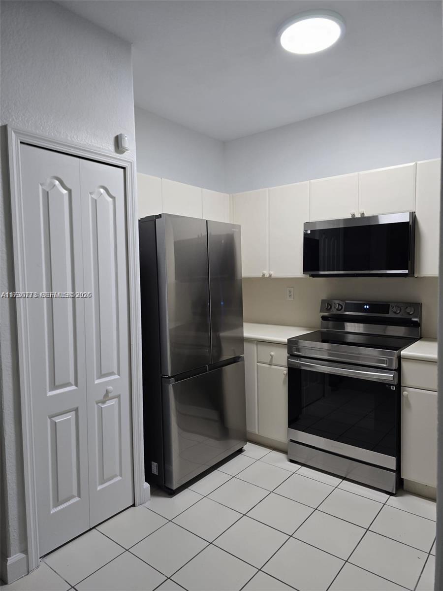 1656 SE 29th Ct # 102, Homestead FL 33035 photo 3