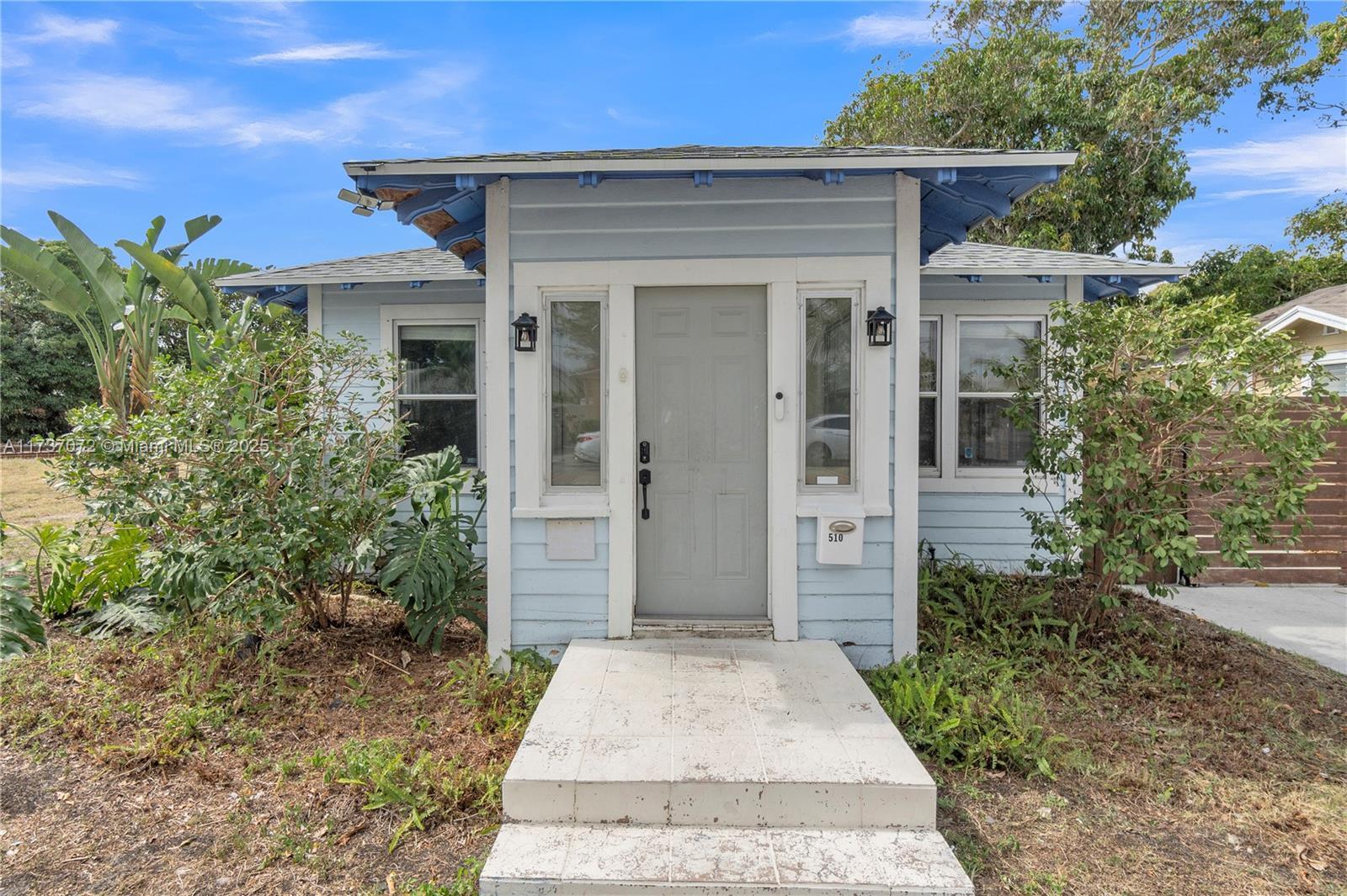 510 El Vedado, West Palm Beach FL 33405