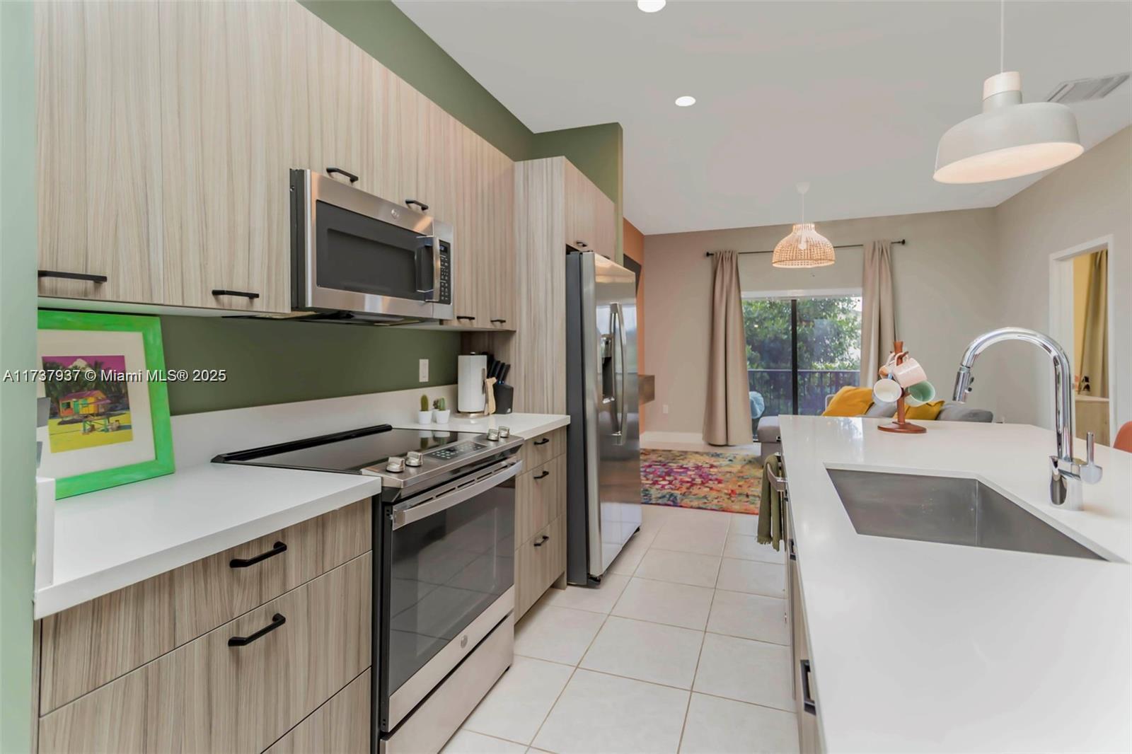 8005 NW 104th Ave # 1, Doral FL 33178