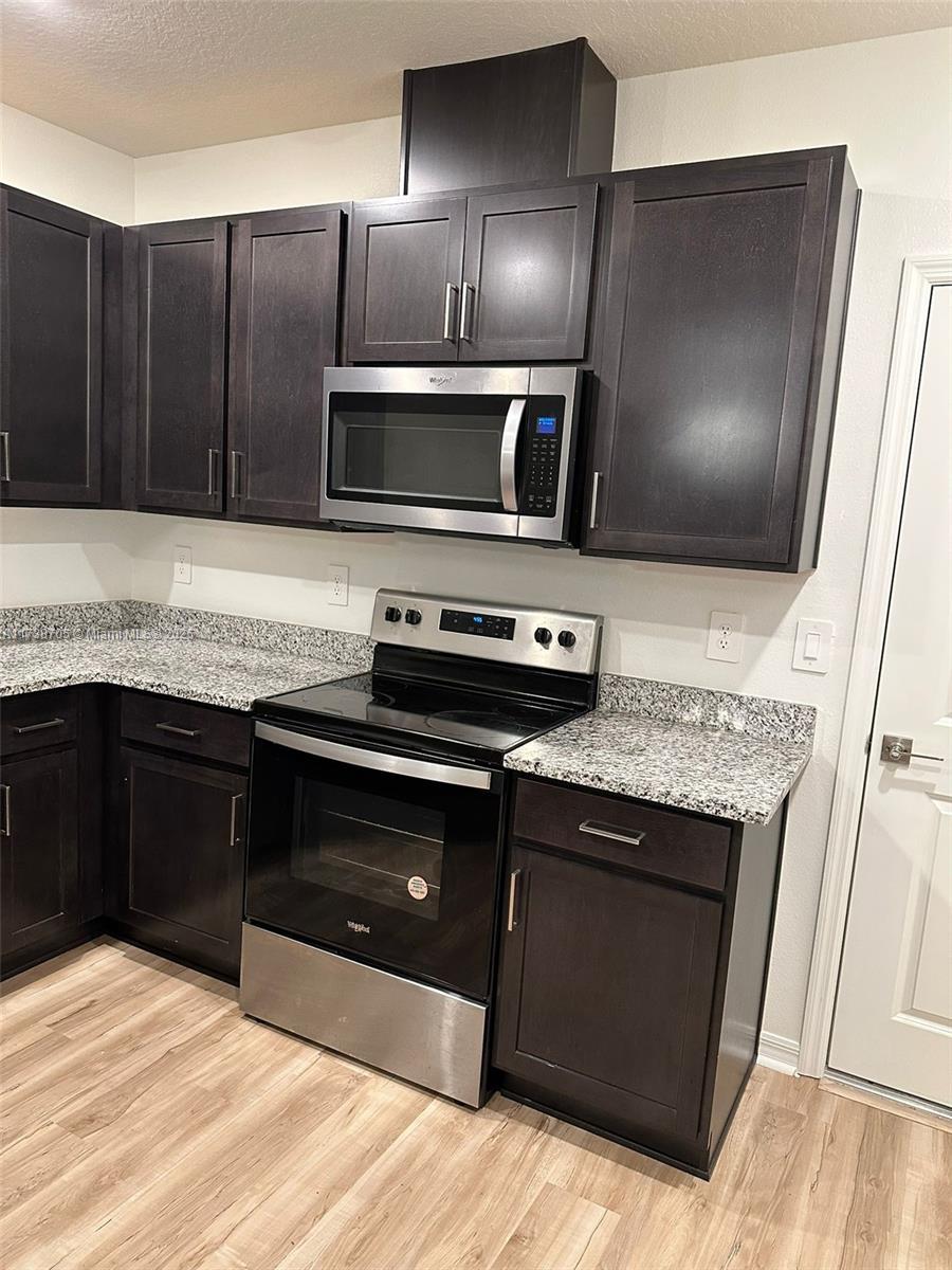 752 Stoney Pionte # 1, Davenport FL 33896 photo 3