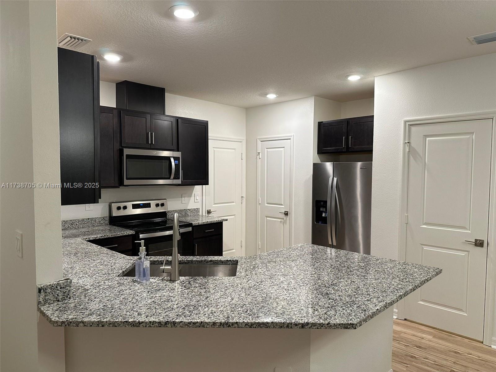 752 Stoney Pionte # 1, Davenport FL 33896 photo 4