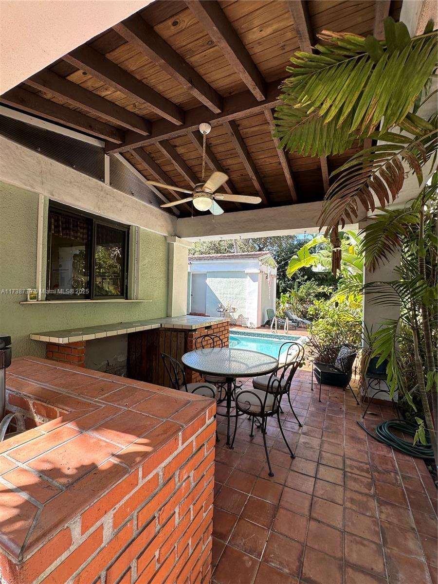 419 Blue Rd, Coral Gables FL 33146 photo 2
