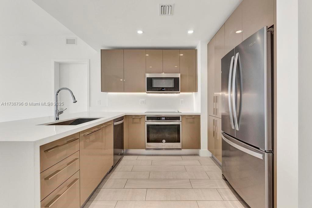 2000 Metropica Way # 2307, Sunrise FL 33323 photo 5
