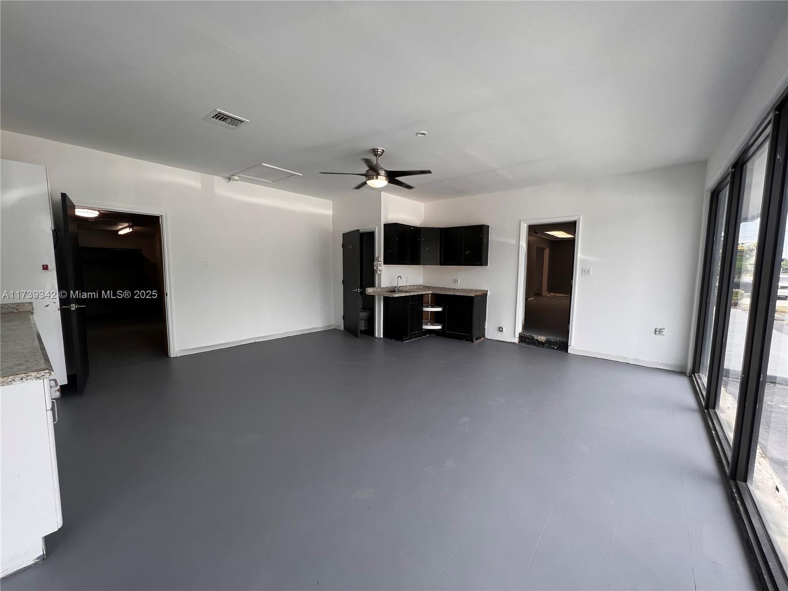 1100 S Dixie Hwy, Hollywood FL 33020 photo 3