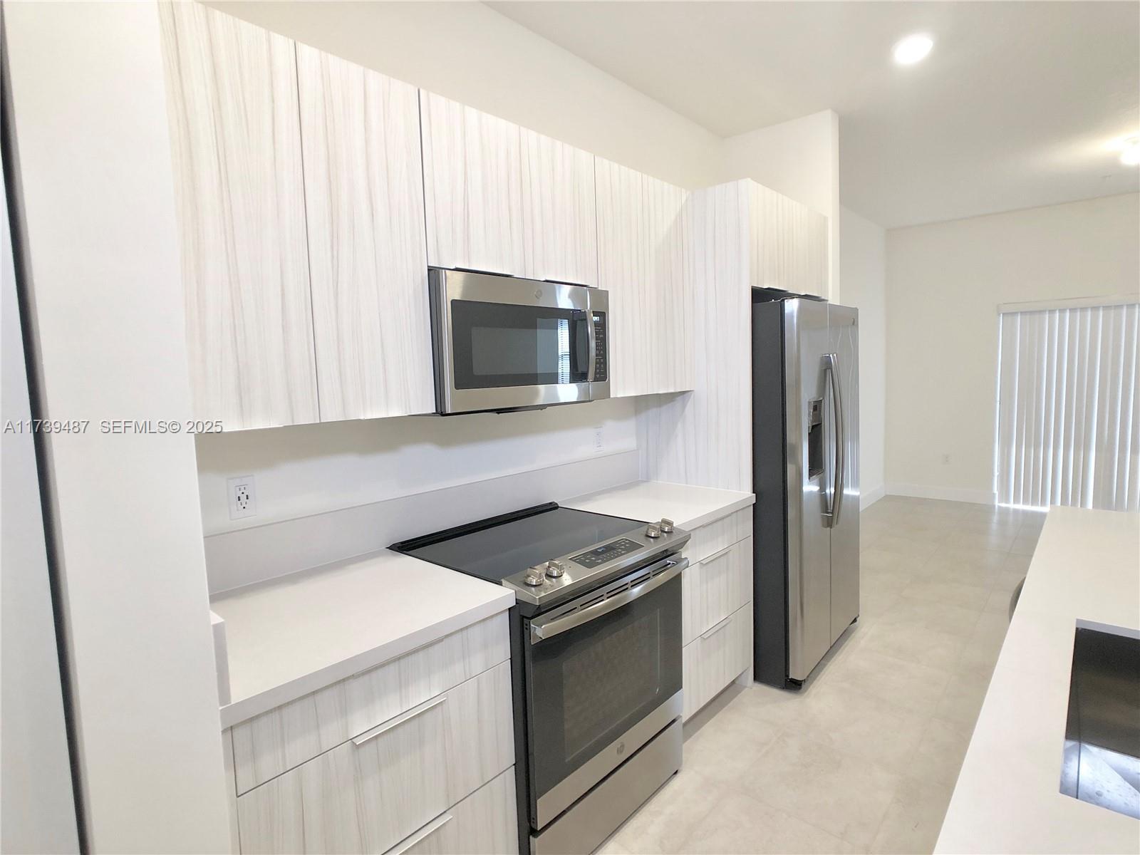 7925 NW 104th Ave # 25, Doral FL 33178 photo 5