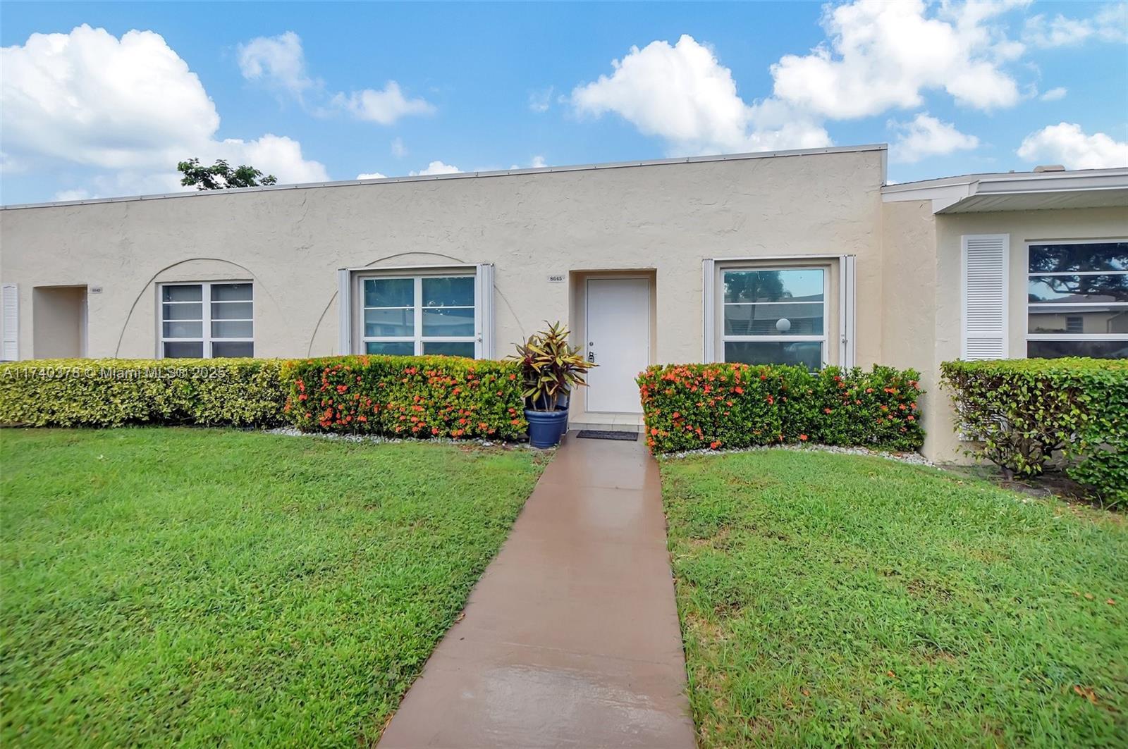 8645 Boca Dr # 8645, Boca Raton FL 33433 photo 2