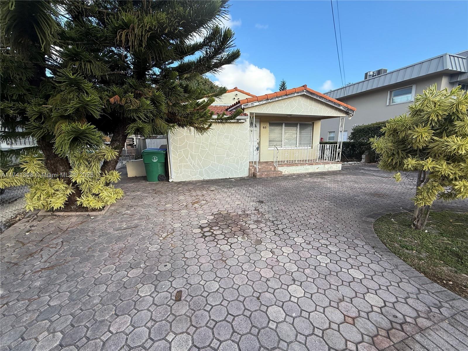 85 SW 30th Ave, Miami FL 33135 photo 3
