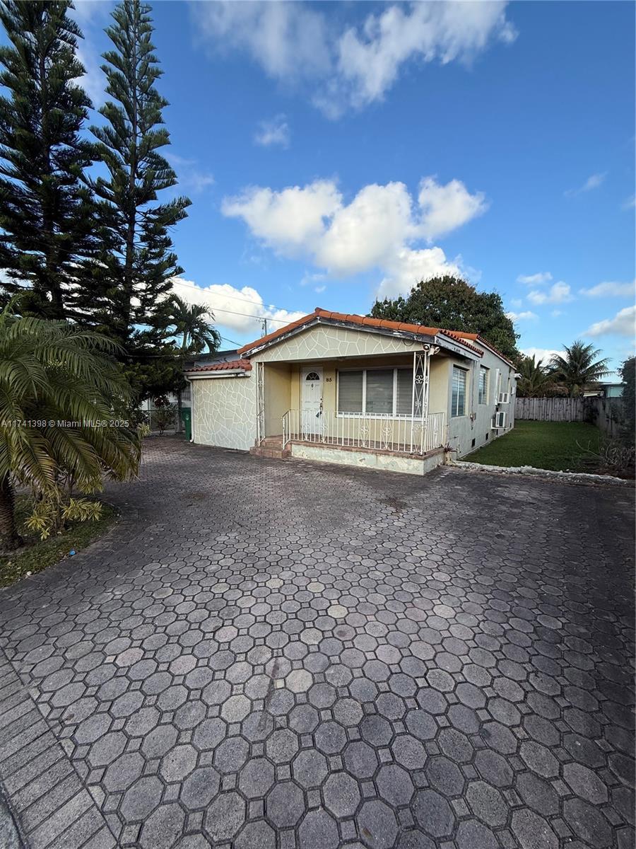 85 SW 30th Ave, Miami FL 33135