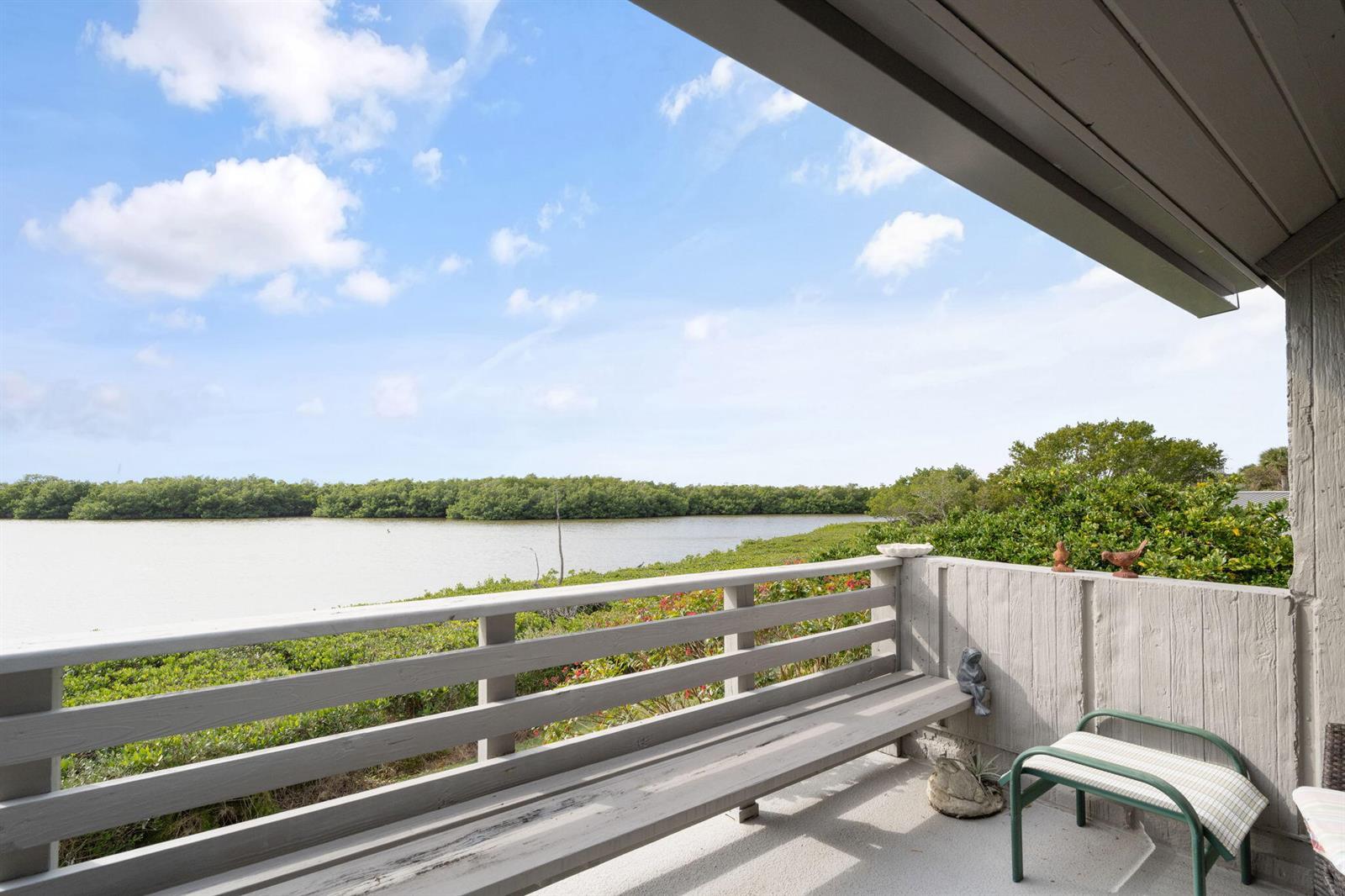 1306 Spyglass Lane, Vero Beach FL 32963