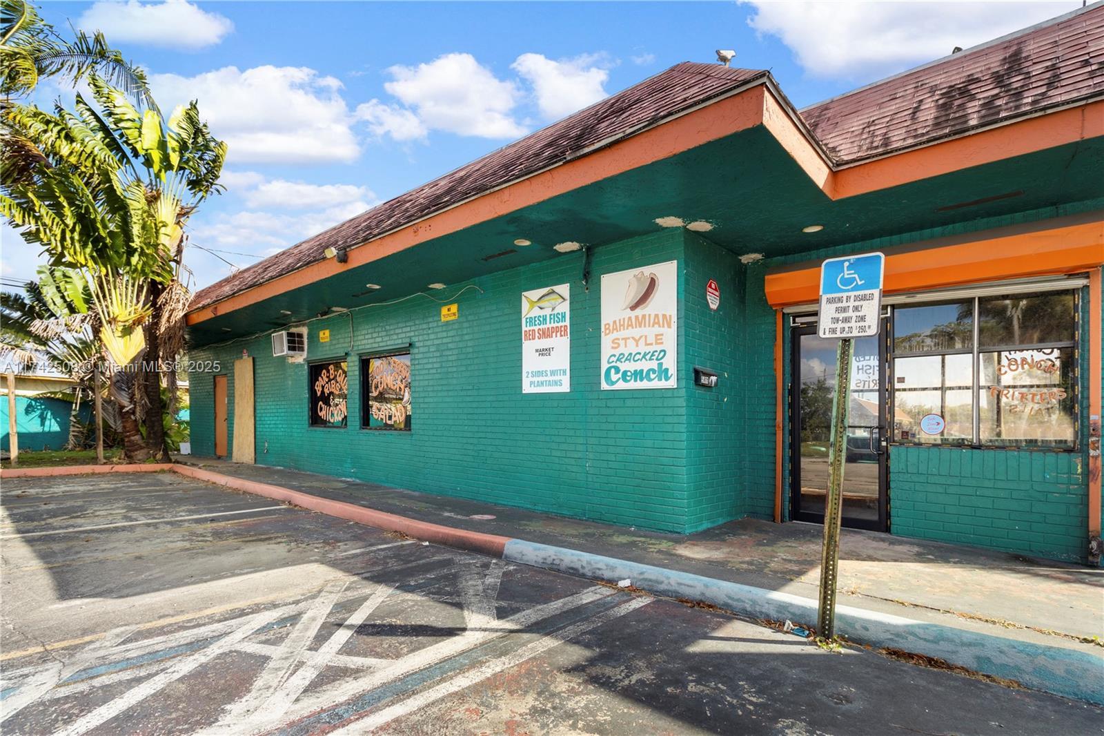 5601 Pembroke Rd, Hollywood FL 33023 photo 2