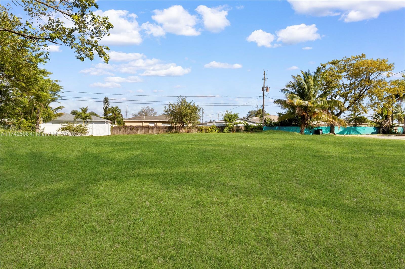 5601 Pembroke Rd, Hollywood FL 33023 photo 4