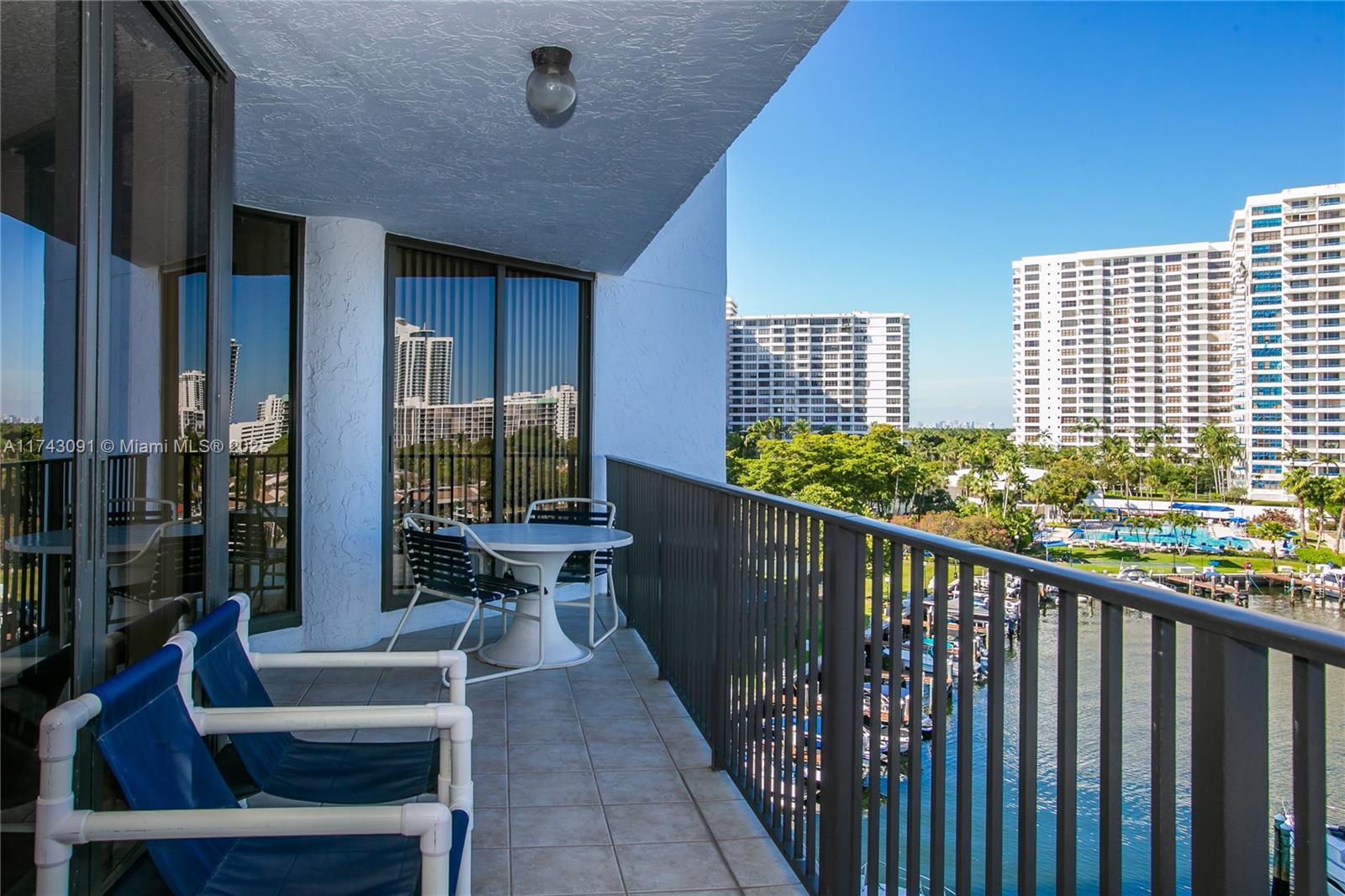300 Three Islands Blvd # 406, Hallandale Beach FL 33009 photo 4