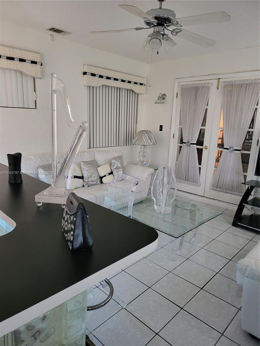 6771 NW 199th Ter, Hialeah FL 33015 photo 5