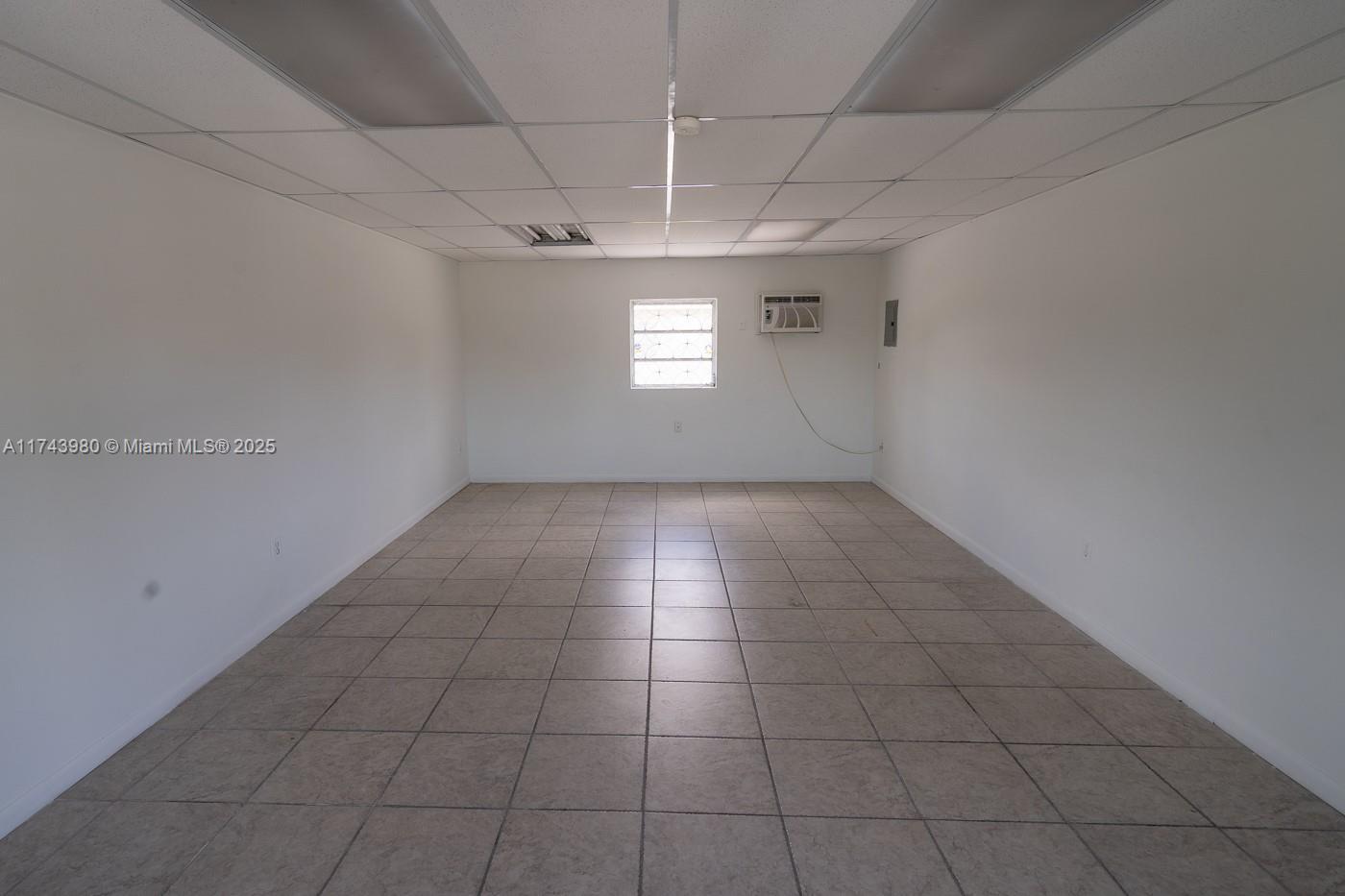 2301 NW 7th St, Miami FL 33125 photo 2