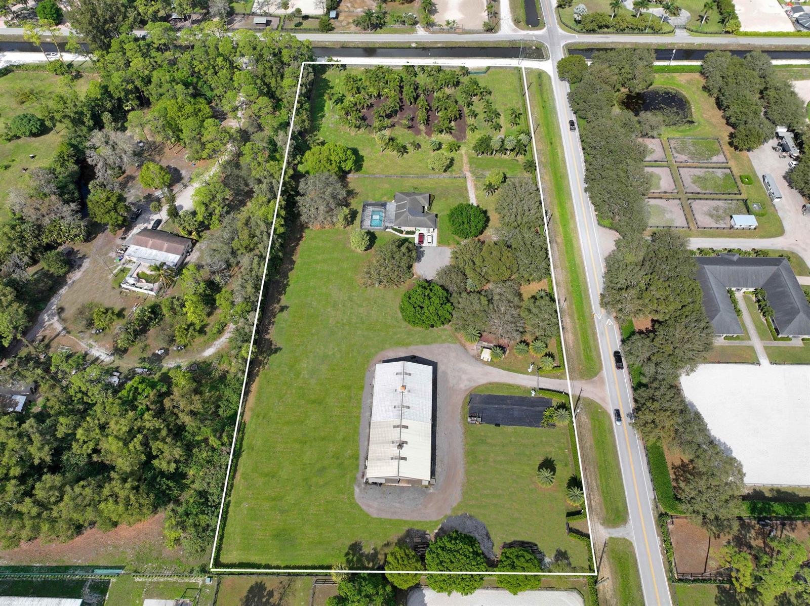 13528 N 6th Court N, FL 33470