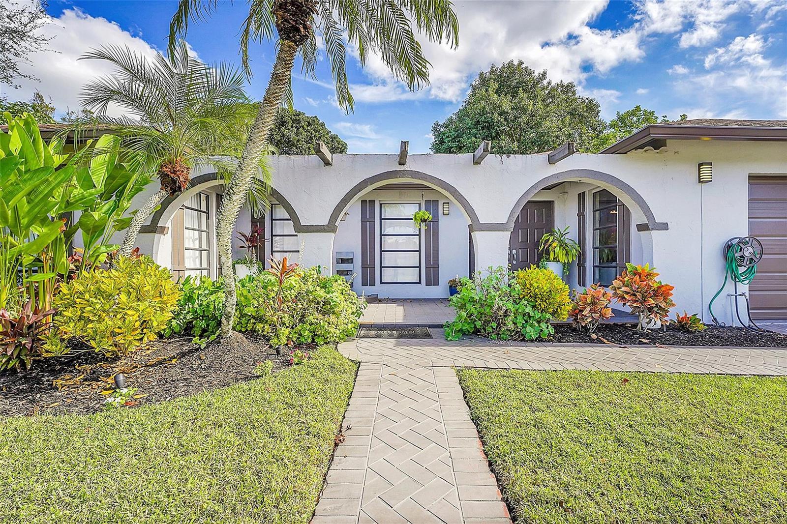 1618 The 12th Fairway, Wellington FL 33414 photo 2