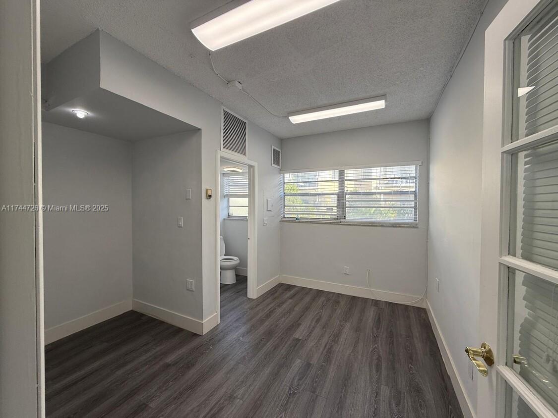 145 Madeira Ave # 208, Coral Gables FL 33134 photo 3