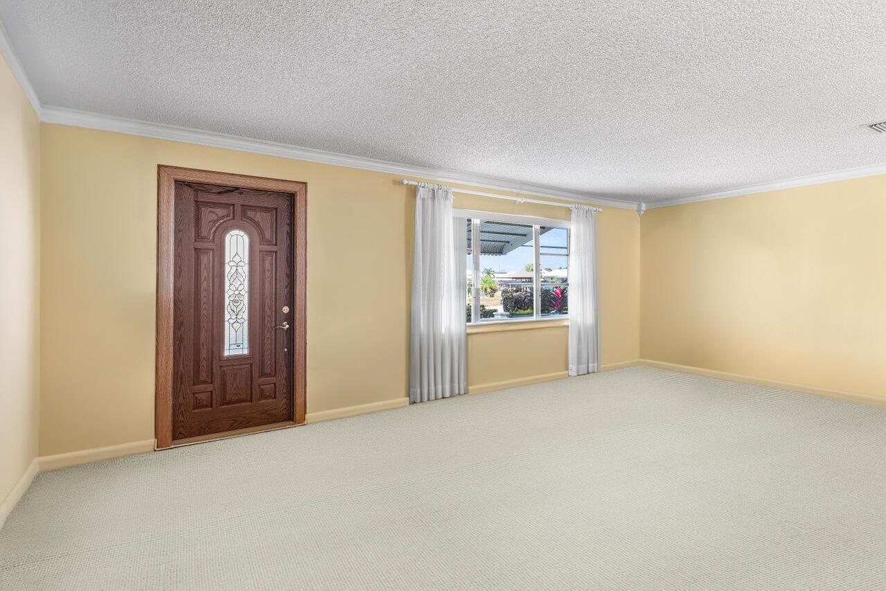 1802 SW 13th Avenue, Boynton Beach FL 33426 photo 3