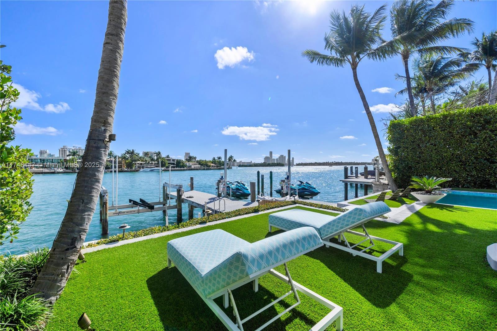 227 E DILIDO DR, Miami Beach FL 33139 photo 2