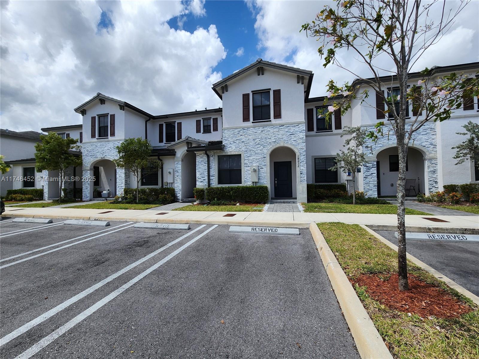 18232 SW 148th Rd # 18232, Miami FL 33187