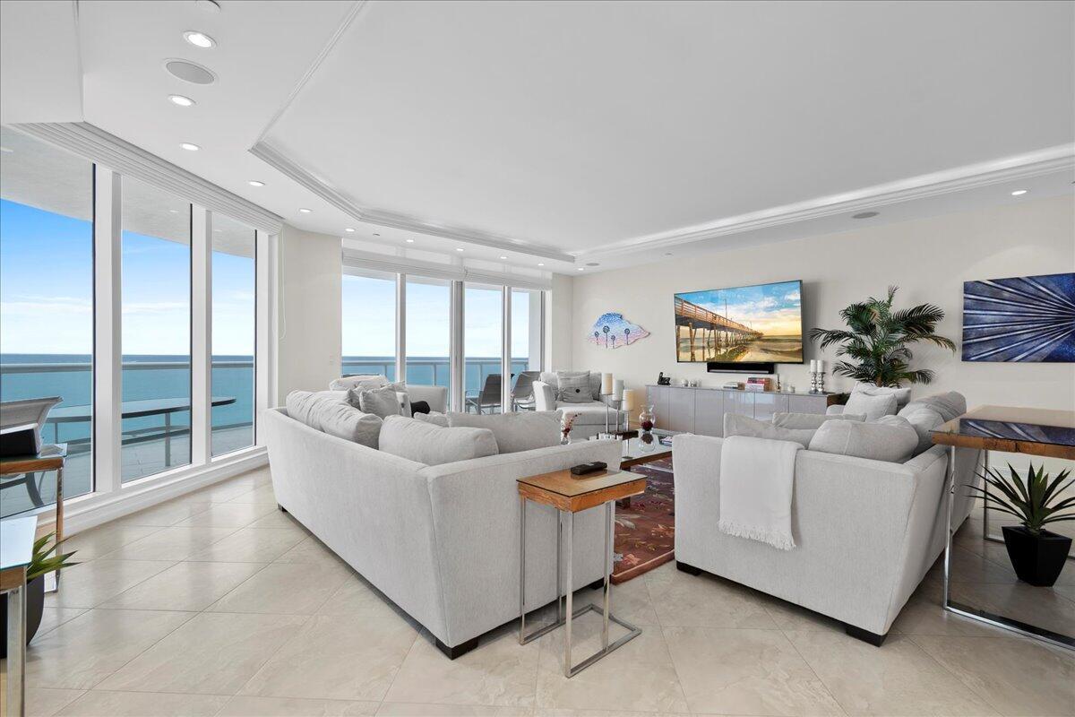 4600 N Ocean Drive # 701, Singer Island FL 33404 photo 3