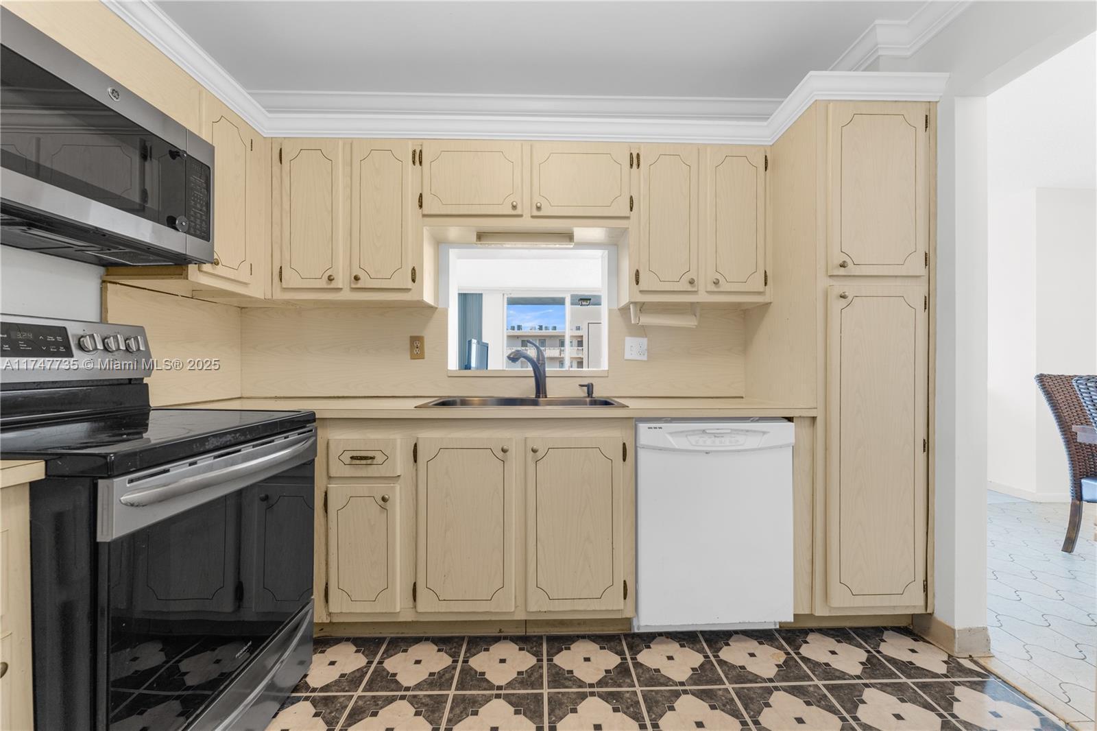 401 NE 14th Ave # 603, Hallandale Beach FL 33009 photo 5