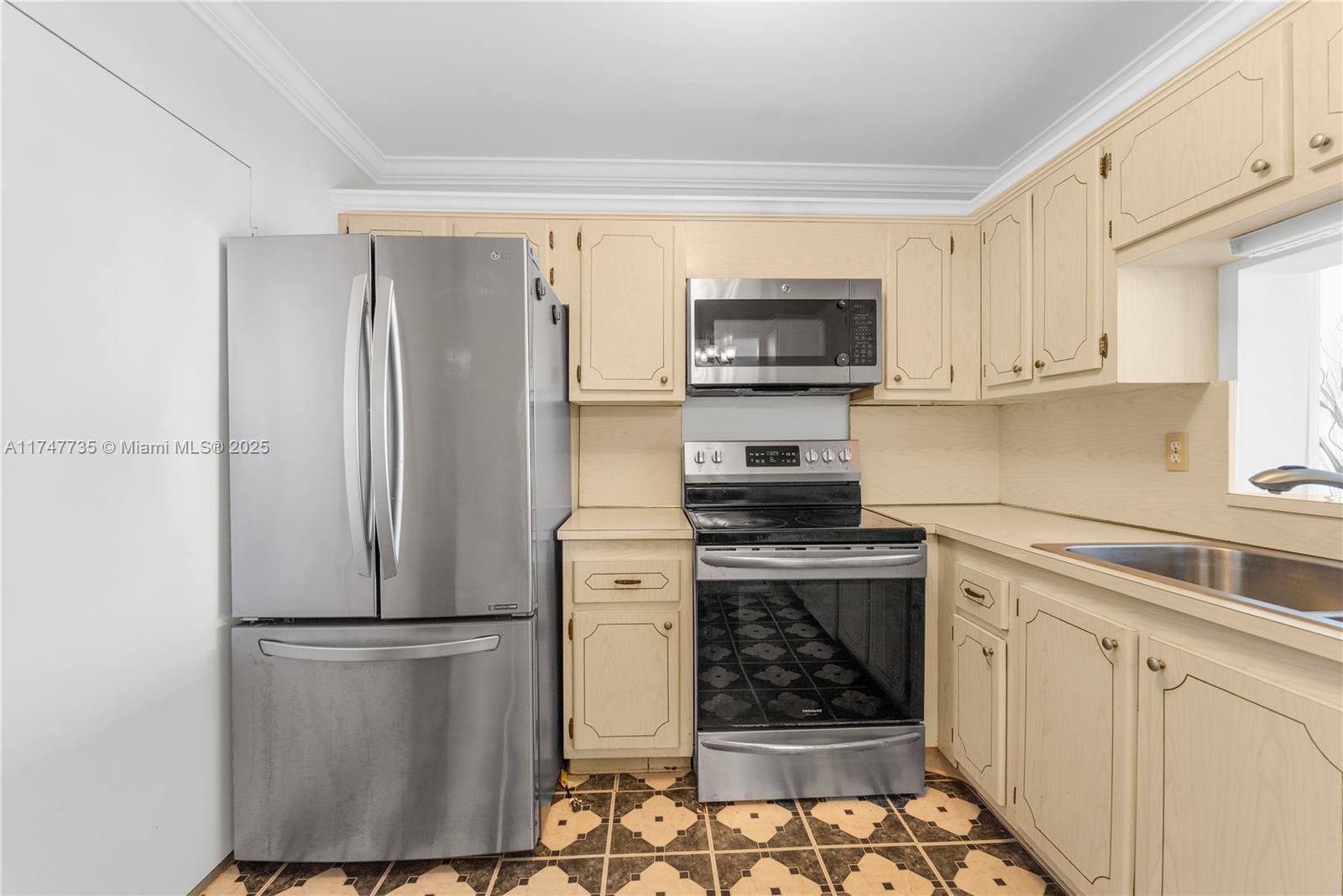 401 NE 14th Ave # 603, Hallandale Beach FL 33009 photo 4