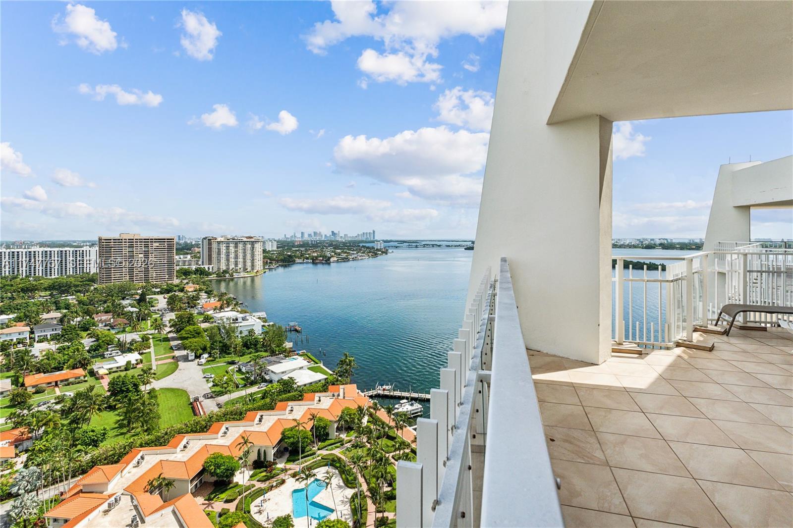 4000 Towerside Ter, Miami FL 33138 photo 5