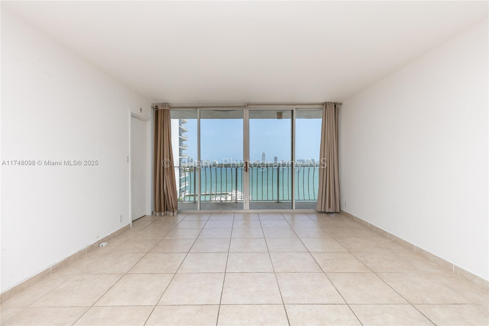 7601 E Treasure Dr # 1108, North Bay Village FL 33141 photo 5