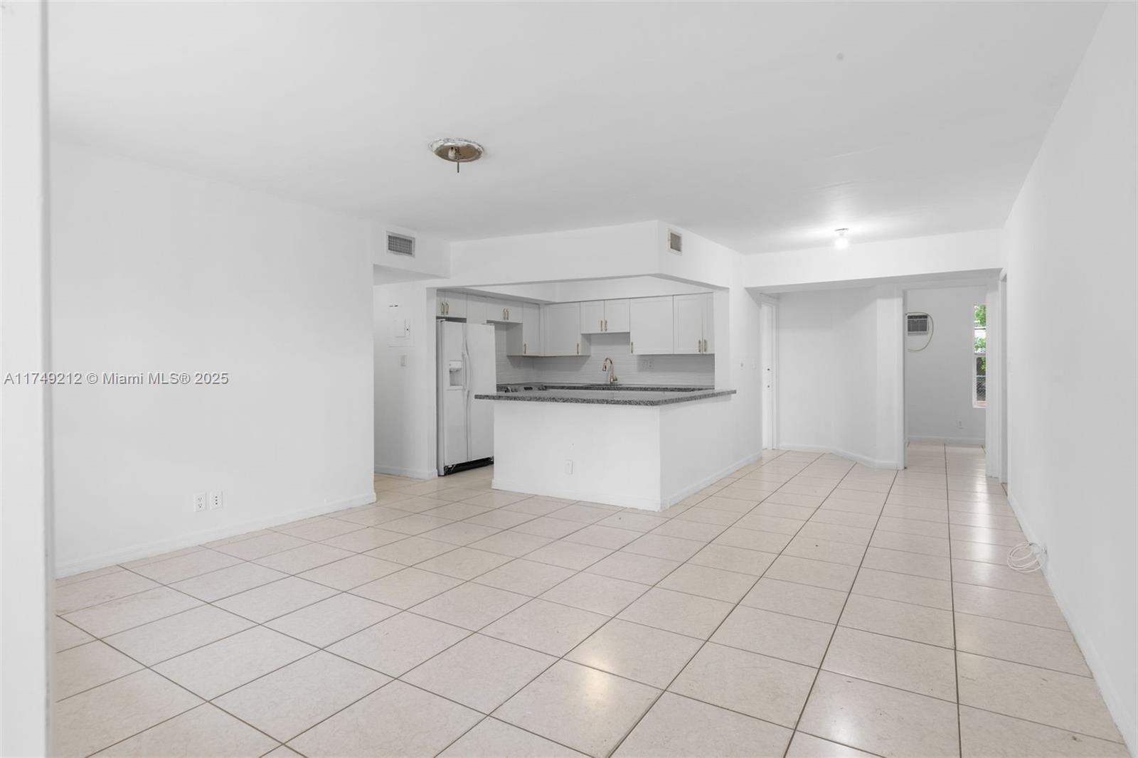 3061 NE 4th Ave, Wilton Manors FL 33334 photo 3